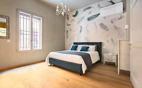 Central And Comfy Apartment Free Netflix And Disney Plus